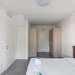 Prestige Villa *